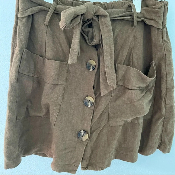Lulus Jordine Olive Green Button Front Skort size large - Picture 3 of 13